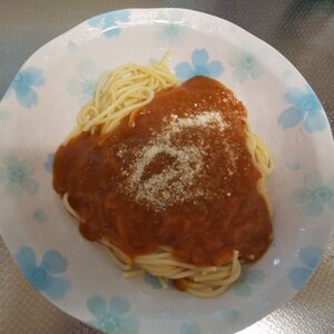 ゆで卵乗せミートソースパスタ